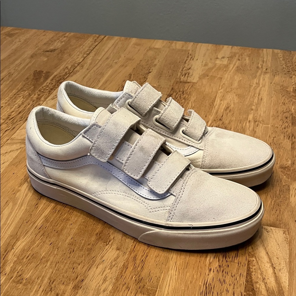 Vans Old Skool V Suede Velcro Sneakers